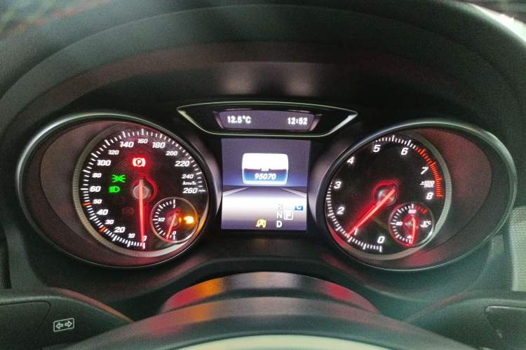 Used Mercedes-Benz CLA 2016 Refreshed CLA 200 Sport Edition Instrument Cluster