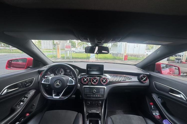Used Mercedes-Benz CLA 2016 CLA 220 4MATIC Interior 1