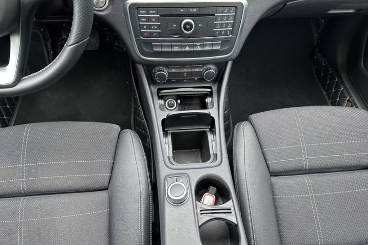 Used Mercedes-Benz CLA 2016 Refreshed CLA 200 Sport Edition Interior 5