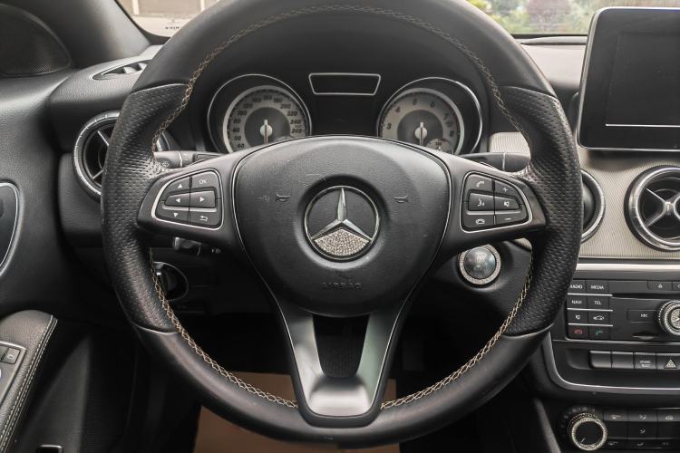 Used Mercedes-Benz CLA 2016 CLA 200 Style Edition Interior 7