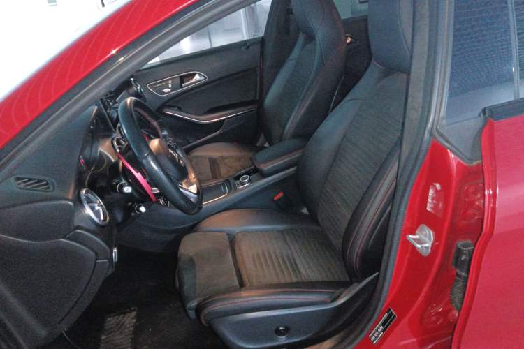 Used Mercedes-Benz CLA 2016 Year Restyled CLA 220 4MATIC Left Front Seat