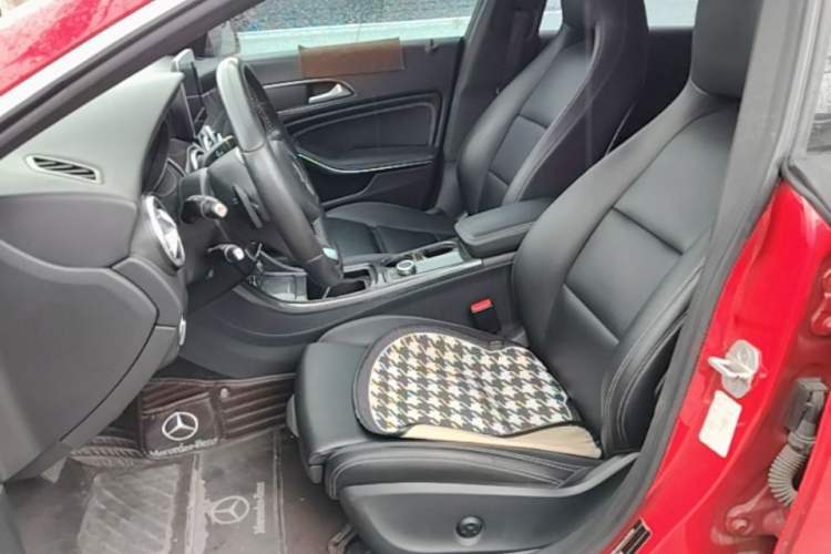 Used Mercedes-Benz CLA 2016 Facelifted CLA 200 Stylish Edition Left Front Seat