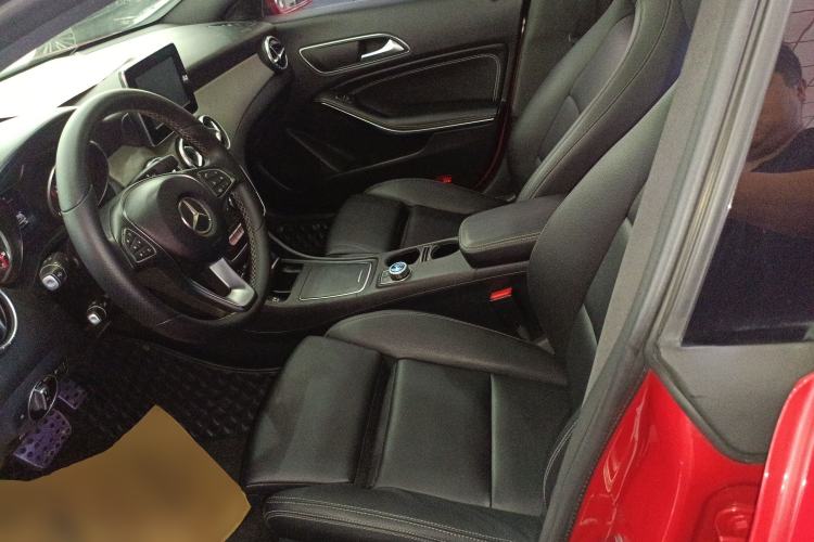 Used Mercedes-Benz CLA 2016 Refreshed CLA 200 Sport Edition Left Front Seat