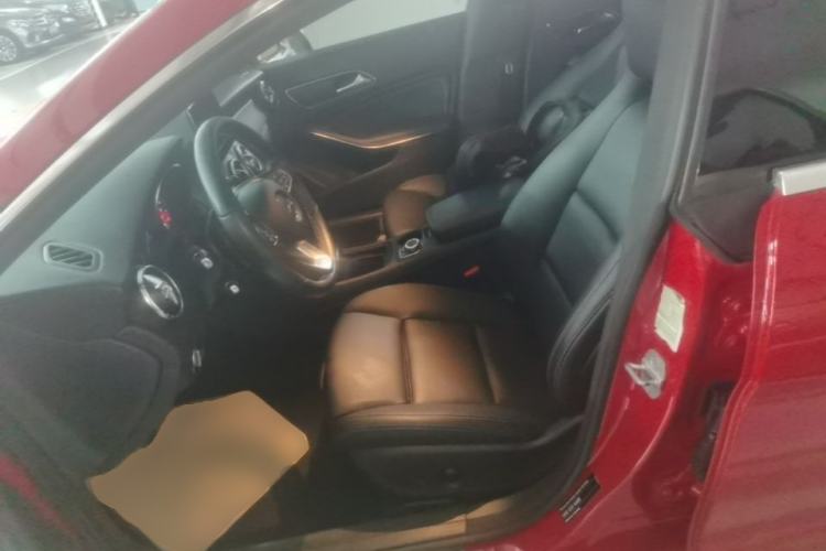 Used Mercedes-Benz CLA 2016 Facelifted CLA 200 Stylish Edition Left Front Seat
