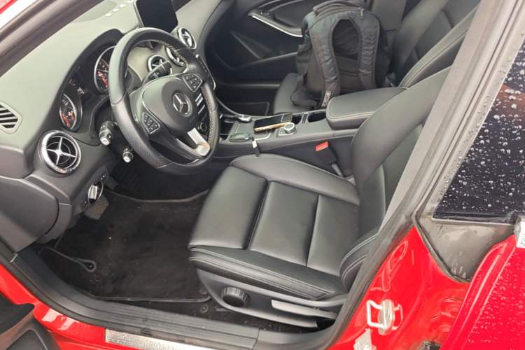 Used Mercedes-Benz CLA 2016 Refreshed CLA 200 Sport Edition Left Front Seat