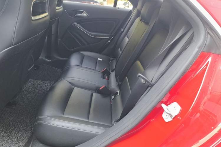 Used Mercedes-Benz CLA 2016 Refreshed CLA 200 Sport Edition Left Rear Seat