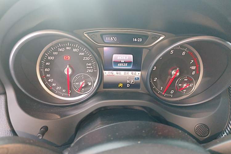 Used Mercedes-Benz CLA 2016 Facelifted CLA 200 Stylish Edition Odometer Close Up