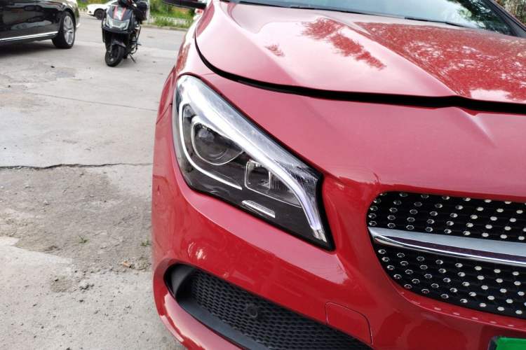 Used Mercedes-Benz CLA 2016 Facelifted CLA 200 Stylish Edition Right Front Headlight