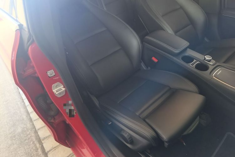 Used Mercedes-Benz CLA 2016 Refreshed CLA 200 Sport Edition Right Front Seat