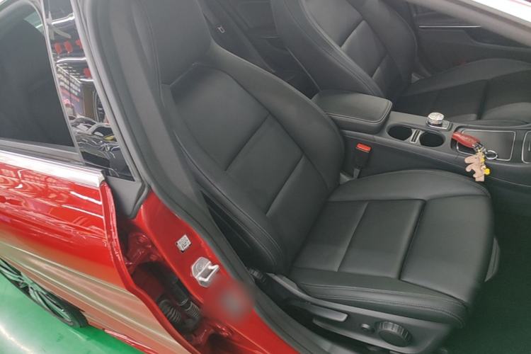 Used Mercedes-Benz CLA 2016 Facelifted CLA 200 Stylish Edition Right Front Seat