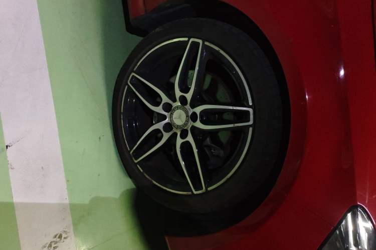Used Mercedes-Benz CLA 2016 Year Restyled CLA 220 4MATIC Right Front Wheel Hub