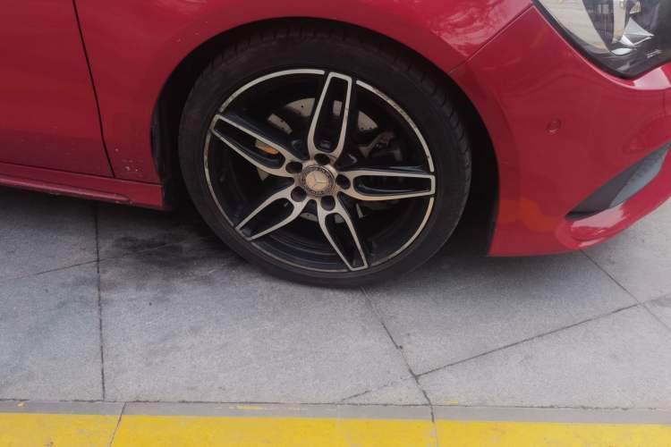 Used Mercedes-Benz CLA 2016 Year Restyled CLA 220 4MATIC Right Front Wheel Hub