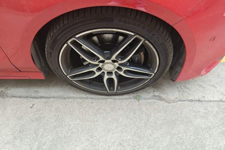 Used Mercedes-Benz CLA 2016 Year Restyled CLA 220 4MATIC Right Front Wheel Hub