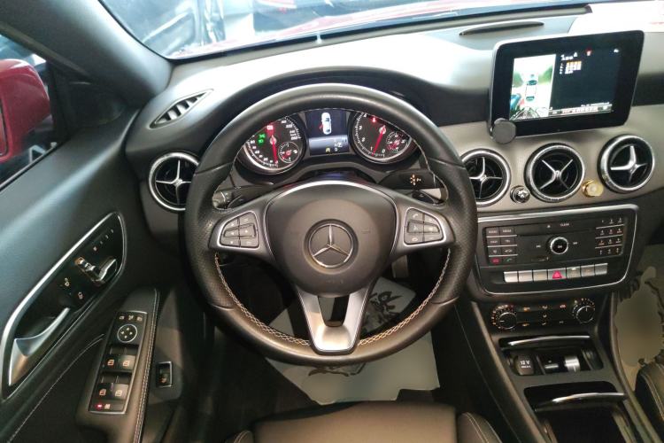 Used Mercedes-Benz CLA 2016 Facelifted CLA 200 Stylish Edition Steering Wheel