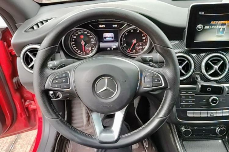 Used Mercedes-Benz CLA 2016 Facelifted CLA 200 Stylish Edition Steering Wheel