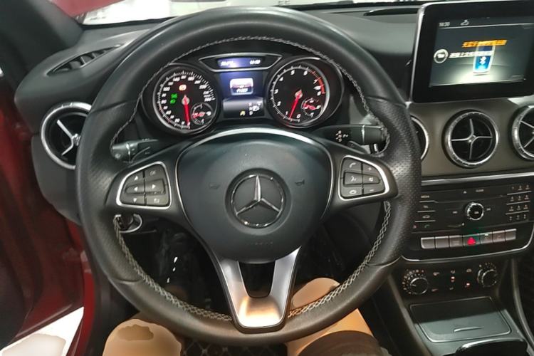Used Mercedes-Benz CLA 2016 Facelifted CLA 200 Stylish Edition Steering Wheel