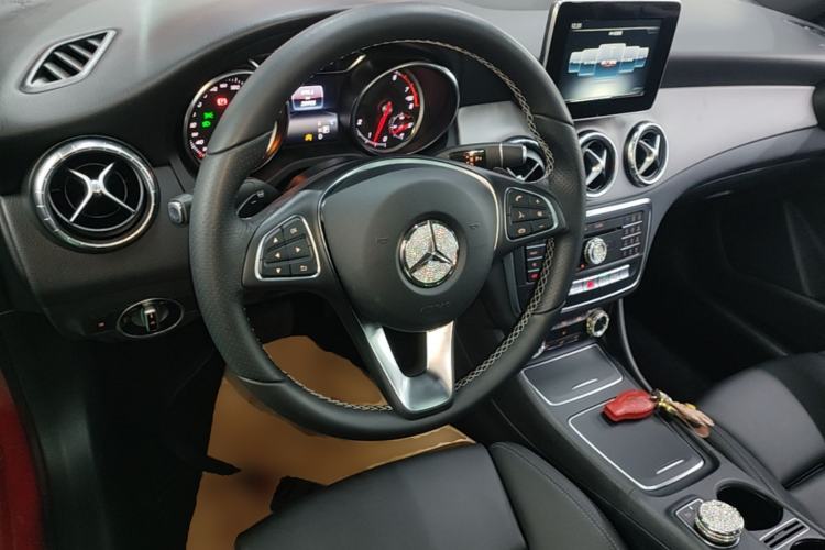 Used Mercedes-Benz CLA 2016 Facelifted CLA 200 Stylish Edition Steering Wheel