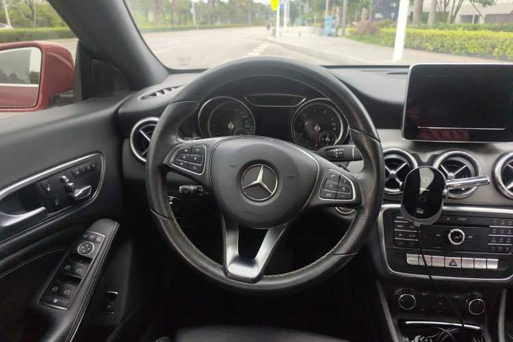 Used Mercedes-Benz CLA 2016 Facelifted CLA 200 Stylish Edition Steering Wheel