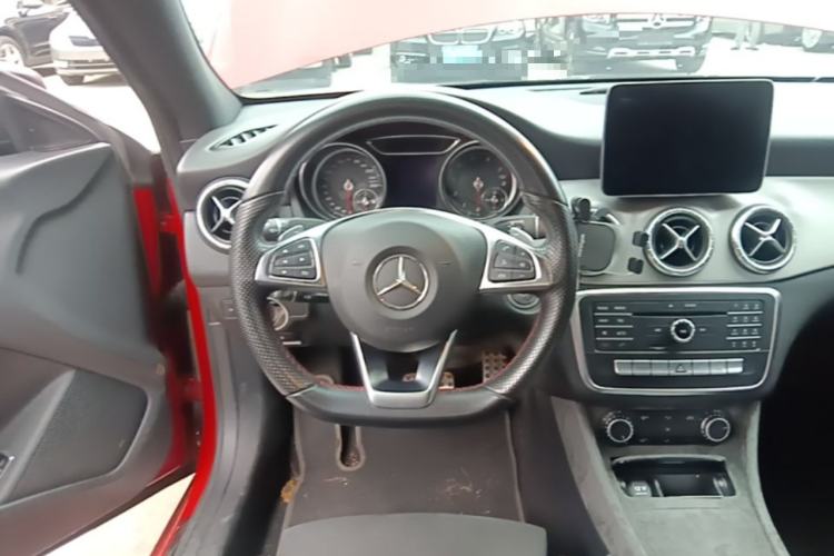 Used Mercedes-Benz CLA 2016 Year Restyled CLA 220 4MATIC Steering Wheel