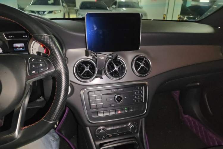 Used Mercedes-Benz CLA 2016 CLA 220 4MATIC Audio And AC Panel