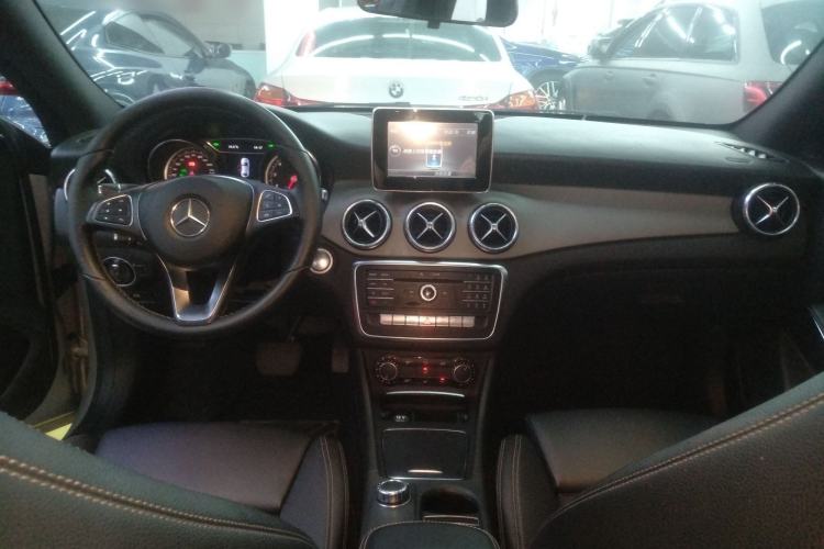 Used Mercedes-Benz CLA 2016 CLA 200 Sport Edition Center Console