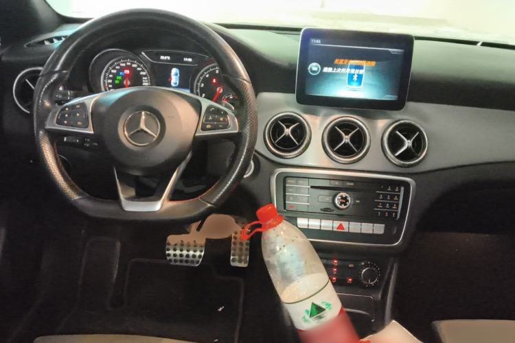 Used Mercedes-Benz CLA 2016 Year Restyled CLA 220 4MATIC Center Console