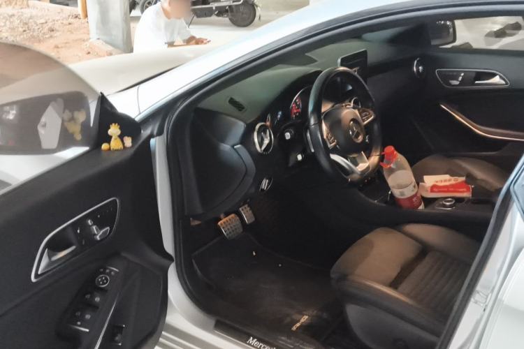 Used Mercedes-Benz CLA 2016 Year Restyled CLA 220 4MATIC Driver Seat