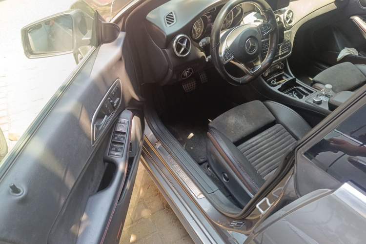 Used Mercedes-Benz CLA 2016 CLA 220 4MATIC Driver Seat