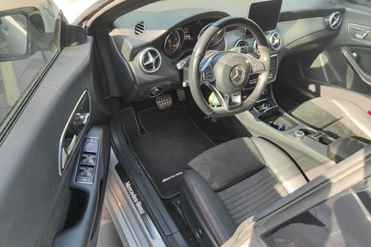 Used Mercedes-Benz CLA 2016 Year Restyled CLA 220 4MATIC Driver Seat