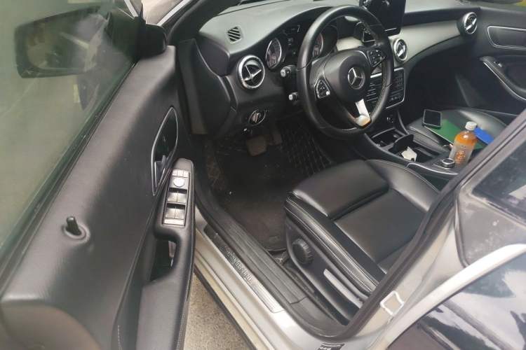 Used Mercedes-Benz CLA 2016 Refreshed CLA 200 Sport Edition Driver Seat