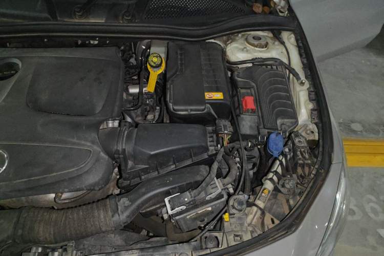 Used Mercedes-Benz CLA 2016 CLA 220 4MATIC Engine Bay Left