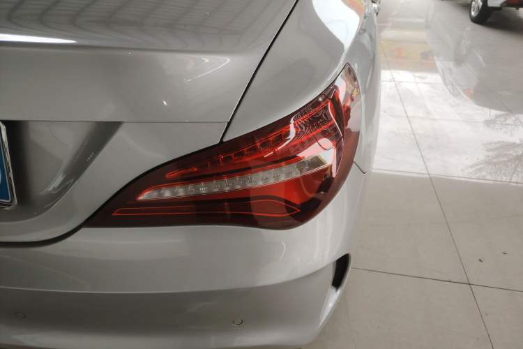 Used Mercedes-Benz CLA 2016 Facelifted CLA 200 Stylish Edition Exterior 2
