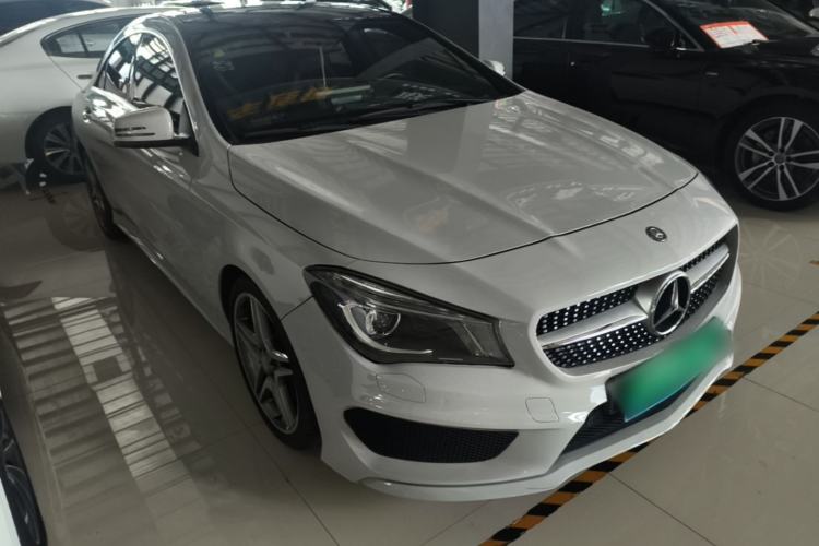 Used Mercedes-Benz CLA 2016 CLA 220 4MATIC Front Right 45 Deg