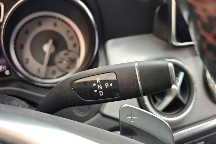 Used Mercedes-Benz CLA 2016 CLA 220 4MATIC Gear Lever