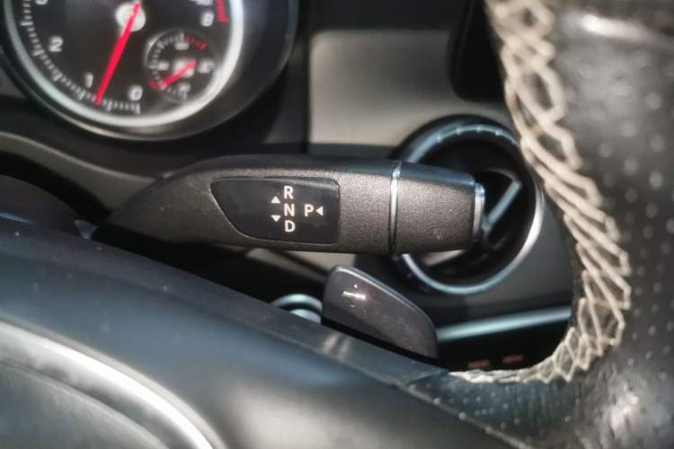 Used Mercedes-Benz CLA 2016 Refreshed CLA 200 Sport Edition Gear Lever