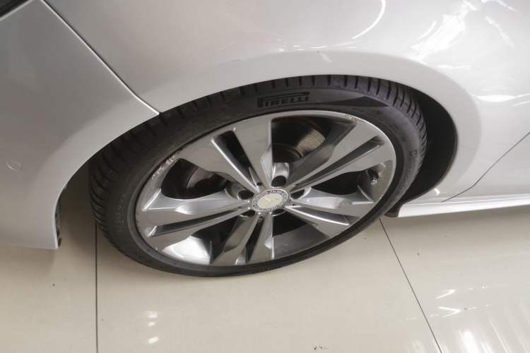 Used Mercedes-Benz CLA 2016 Refreshed CLA 200 Sport Edition Left Front Wheel Hub