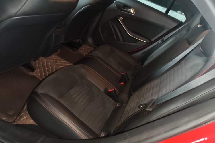 Used Mercedes-Benz CLA 2016 CLA 220 4MATIC Left Rear Seat