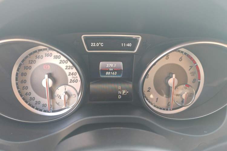 Used Mercedes-Benz CLA 2016 CLA 220 4MATIC Odometer Close Up