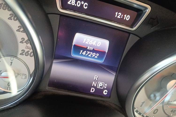Used Mercedes-Benz CLA 2016 CLA 220 4MATIC Odometer Close Up