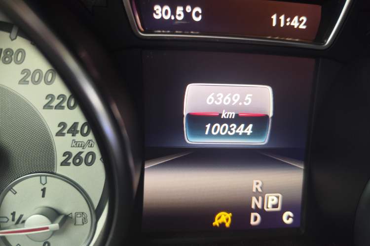 Used Mercedes-Benz CLA 2016 Refreshed CLA 200 Sport Edition Odometer Close Up