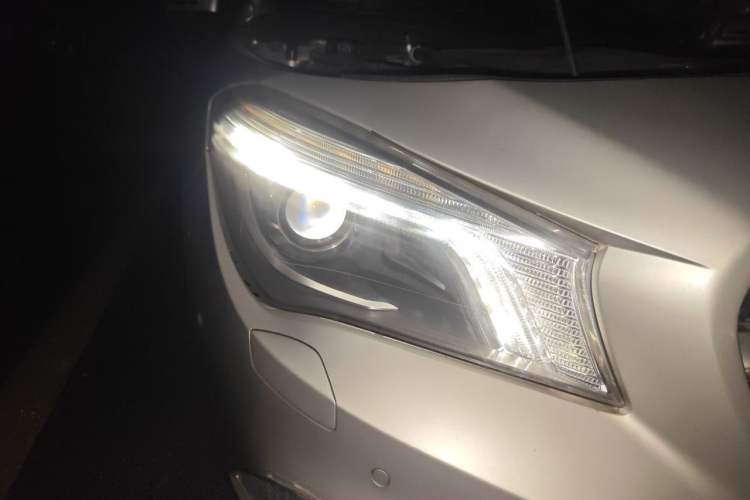 Used Mercedes-Benz CLA 2016 CLA 200 Sport Edition Right Front Headlight
