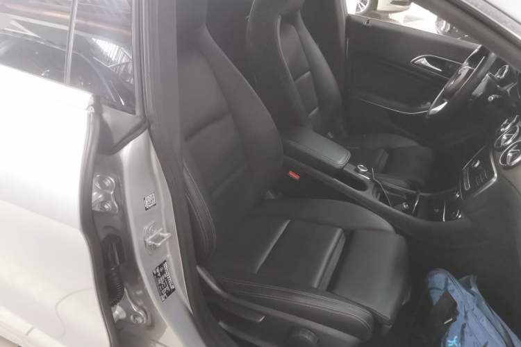 Used Mercedes-Benz CLA 2016 Refreshed CLA 200 Sport Edition Right Front Seat