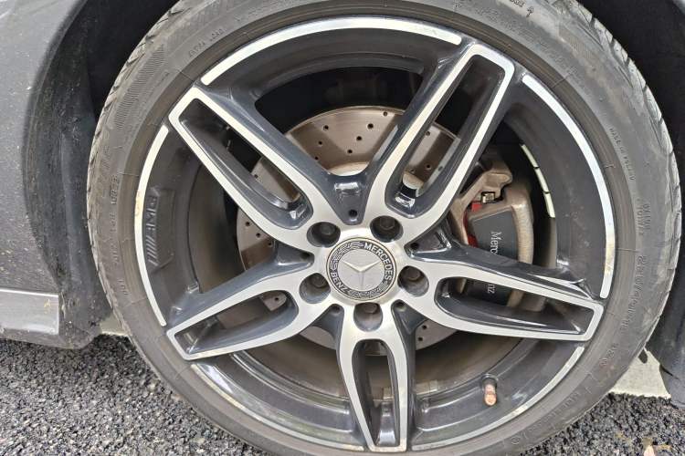 Used Mercedes-Benz CLA 2016 Year Restyled CLA 220 4MATIC Right Front Wheel Hub