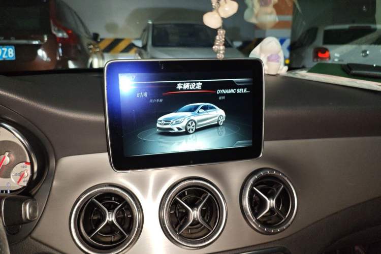 Used Mercedes-Benz CLA 2016 CLA 220 4MATIC Audio And AC Panel