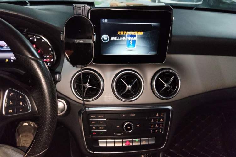 Used Mercedes-Benz CLA 2016 Facelifted CLA 200 Stylish Edition Audio And AC Panel