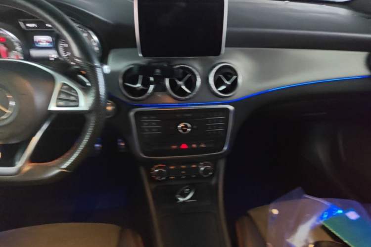 Used Mercedes-Benz CLA 2016 CLA 220 4MATIC Audio And AC Panel