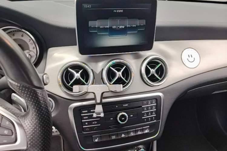 Used Mercedes-Benz CLA 2016 CLA 260 4MATIC Audio And AC Panel