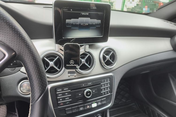 Used Mercedes-Benz CLA 2016 CLA 200 Style Edition Audio And AC Panel