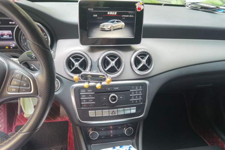 Used Mercedes-Benz CLA 2016 Facelifted CLA 200 Stylish Edition Audio And AC Panel