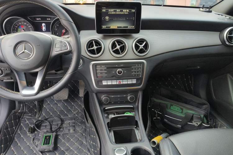 Used Mercedes-Benz CLA 2016 Refreshed CLA 200 Sport Edition Audio And AC Panel